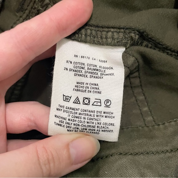 Anthropologie Pilcro like new khaki midrise khaki chinos Size 32 - Picture 4 of 6